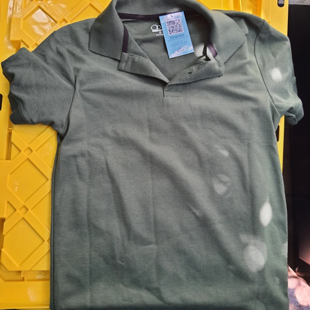 Camisa tipo polo