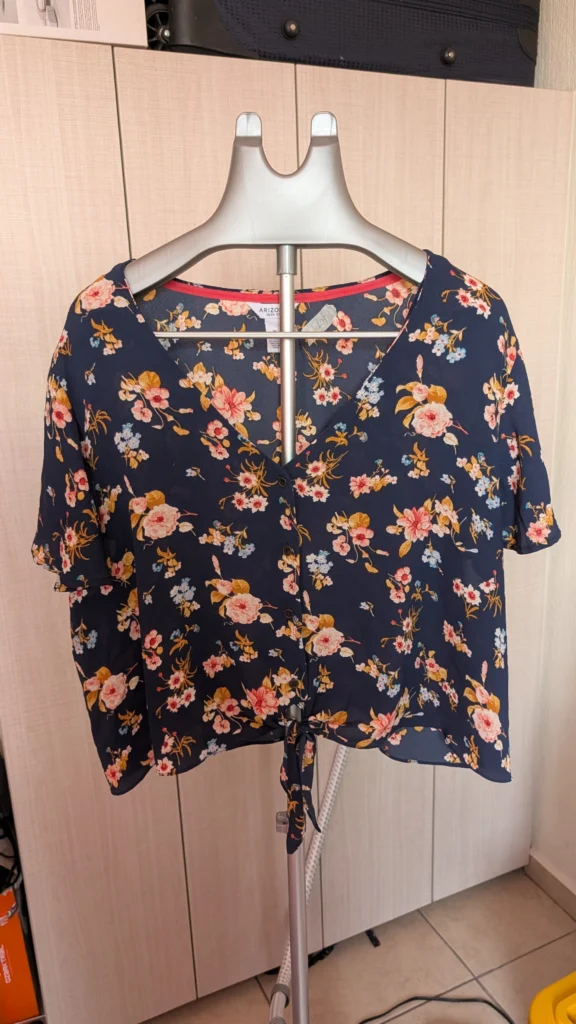 blusa con manga corta